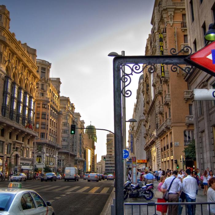 Spania. Purtarea măştii, obligatorie la Madrid începând de marți