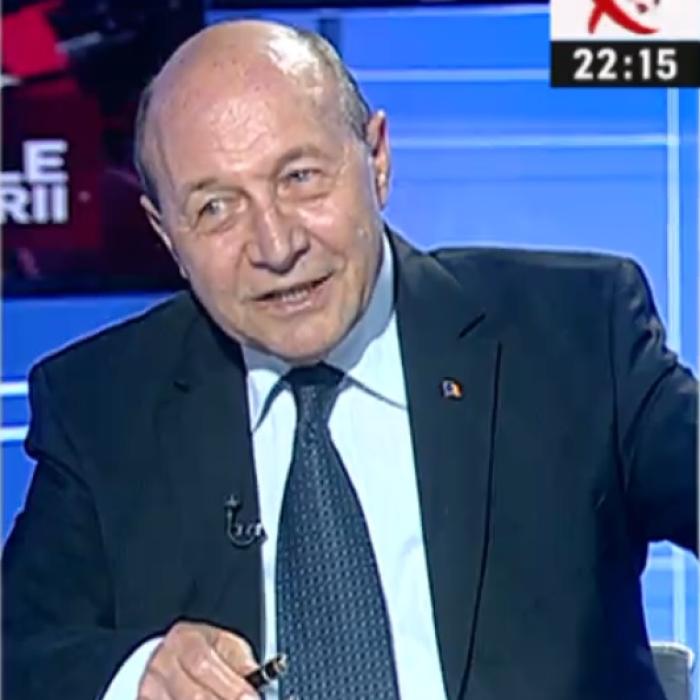 Băsescu, despre prezența polițiștilor la funeraliile lui Emi Pian: „Umilință majoră pentru poliție, jandarmerie și trupele speciale"