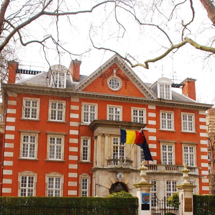 Irlanda de Nord. Autorităţile dau undă verde pentru deschiderea la Belfast a unui Birou Consular al Ambasadei României 