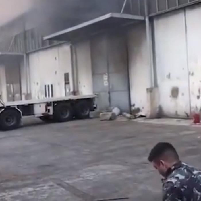 Ultimele imagini cu pompierii evaporați de explozia din Beirut, copleșitoare: Forţau uşa depozitului și totul a sărit în aer (VIDEO)