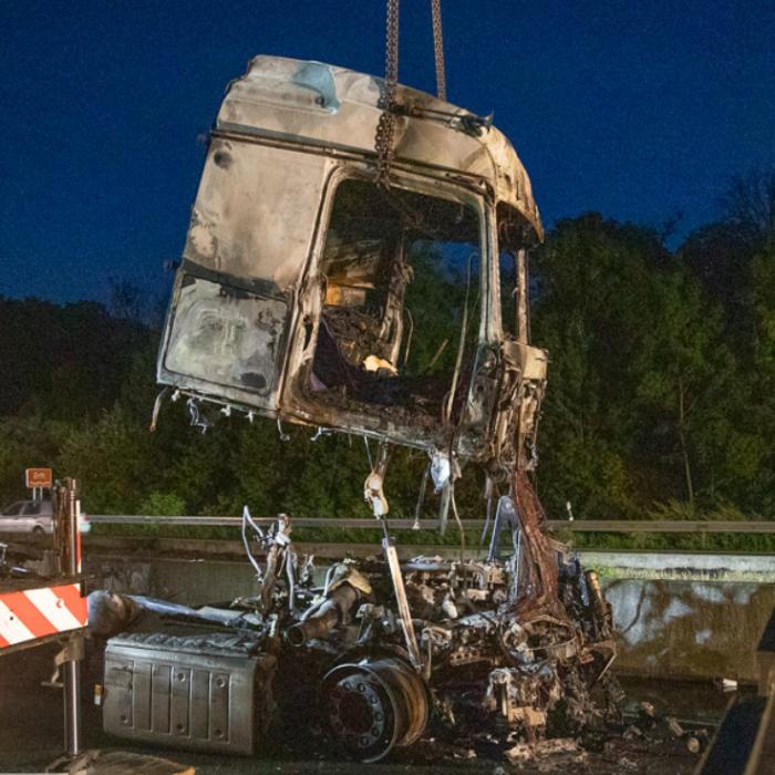 Germania. Român mort carbonizat în cabina TIR-ului: Imagini ȘOC de la fața locului