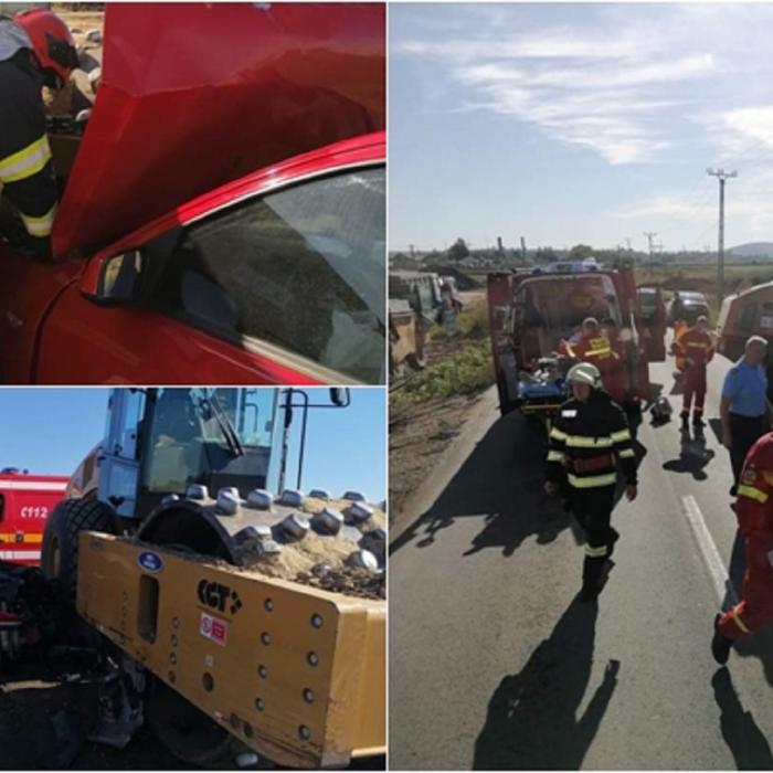 Mașina unei familii de români, spulberată într-un utilaj de peste 18 tone. Doi copii erau pe bancheta din spate