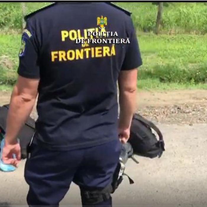 Descoperire șocantă la Vama Nădlac: 14 turci erau ascunși într-un camion plin cu pește 