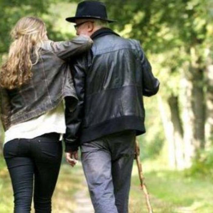 Italia. O badantă de 27 de ani a moștenit 1 milion de euro. Familia bătrânului o acuză de înșelăciune