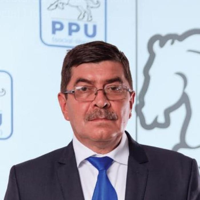 Un candidat la preşedinţia Consiliului Judeţan Dolj a decedat în timpul discursului
