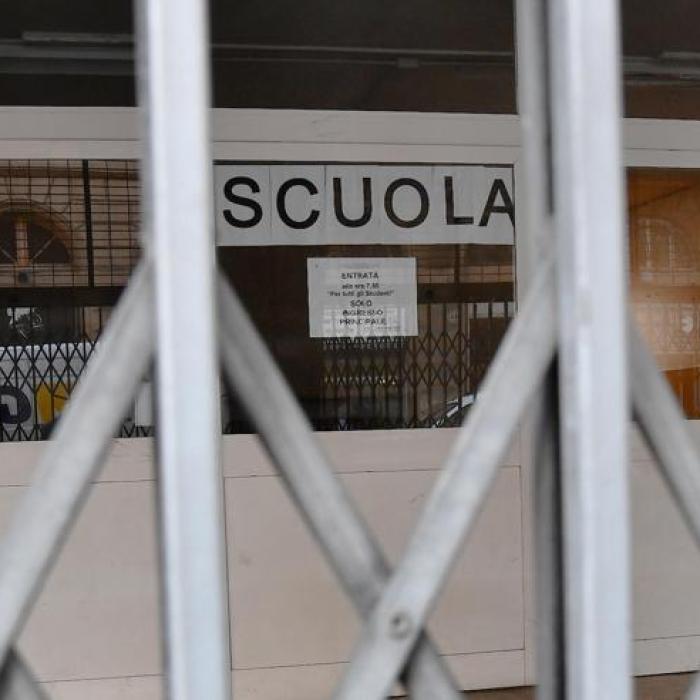 Interzis la școală, în Italia. Document oficial. Părinții trebuie să completeze formularul