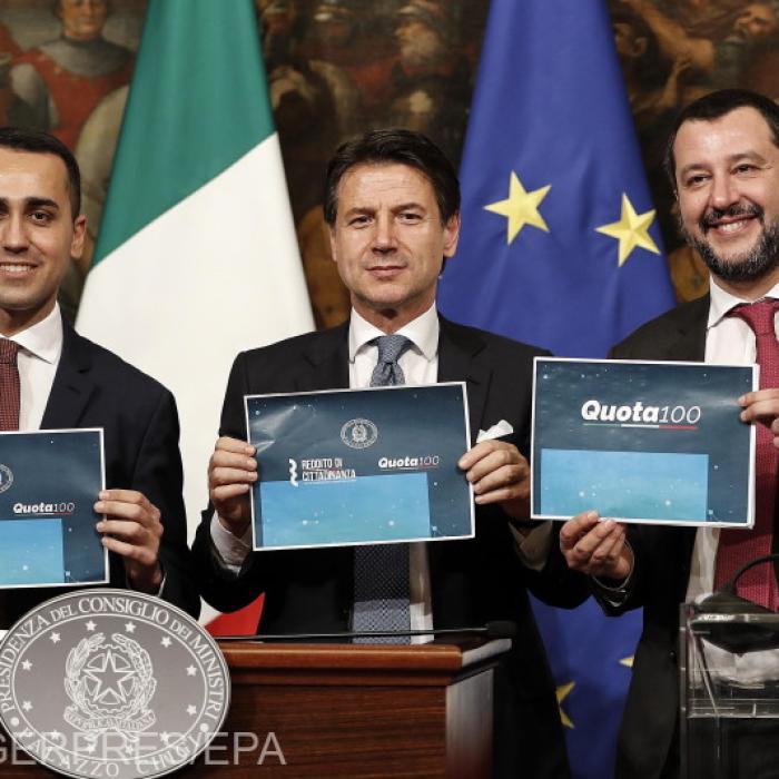 Italia a votat: Italienii vor reducerea numărului de parlamentari