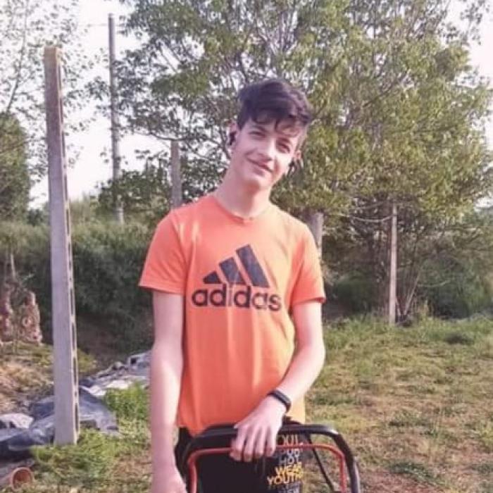 Italia. L-aţi văzut pe Petrişor? O familie de români a apelat la o emisiune italiană pentru a-l găsi pe adolescent