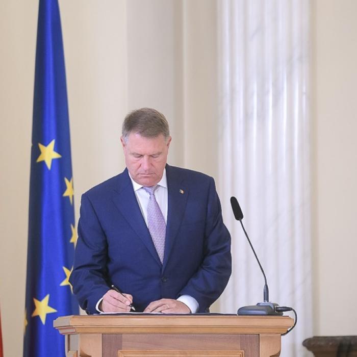 Ambasadoarea Franței la București, decorată de Klaus Iohannis