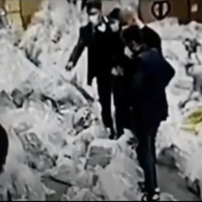 Alegeri Sectorul 1. Imagini VIDEO cu oameni care intră în camera cu buletinele de vot. PSD arată cu degetul spre USR