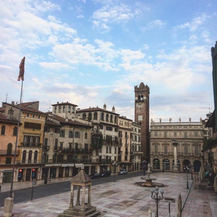 Italia. Se introduc noi restricţii. Propunerea premierului de a prelungi starea de urgenţă, dezbătută de Parlament