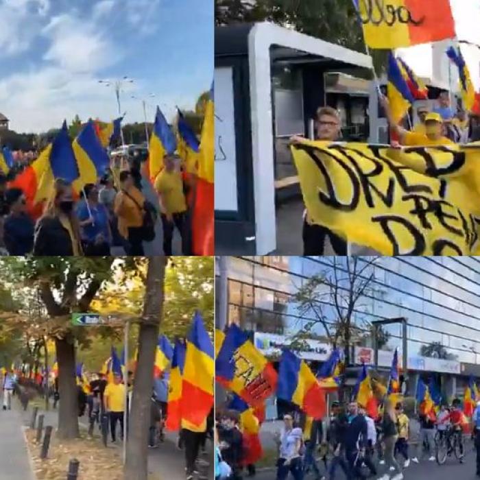 Protest în Piața Victoriei. Sute de români, în marș spre Parlament -VIDEO