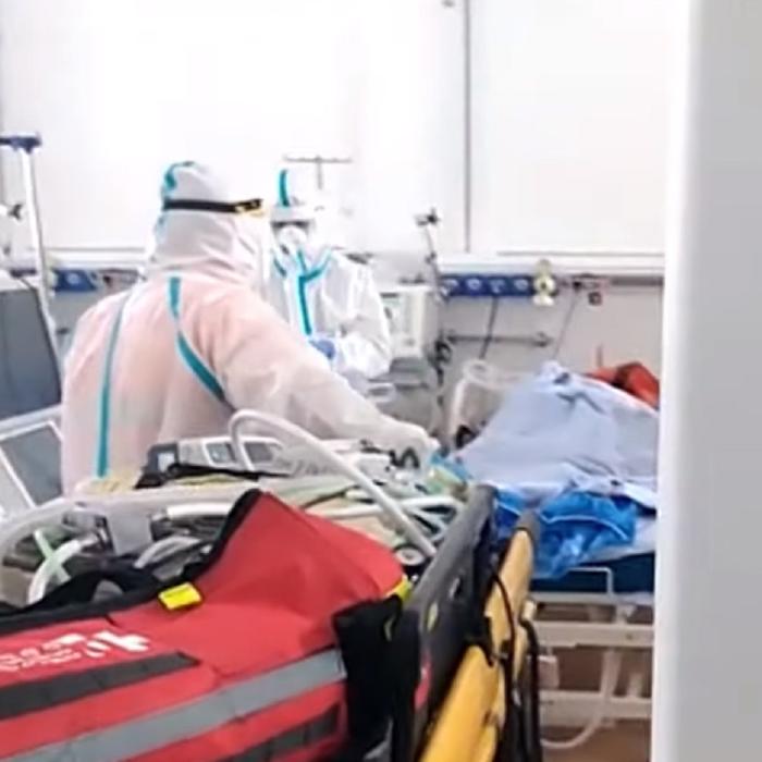 Spitalul Judeţean Timişoara redeschide „zona roşie”, după creșterea numărului de bolnavi de COVID-19