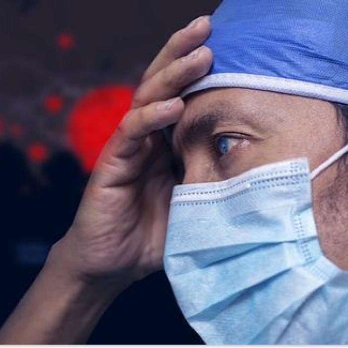 Cât de bune sunt măştile şi vizierele de plastic? Medicul Ciuhodaru: ATENȚIE! Asta e singura barieră aproape 100% sigură