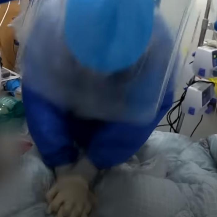 Român de 72 de ani, infectat cu SARS-CoV-2, s-a sinucis la Spitalul TBC din Sibiu