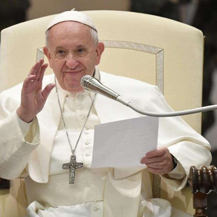 Vaticanul, după declaraţiile Papei Francisc despre cuplurile de acelaşi sex: "Nu schimbă doctrina Bisericii"