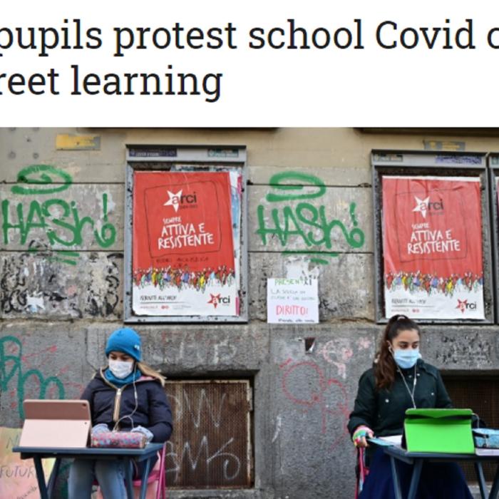 Italia. O adolescentă protestează zilnic în faţa şcolii sale pentru a cere redeschiderea acesteia