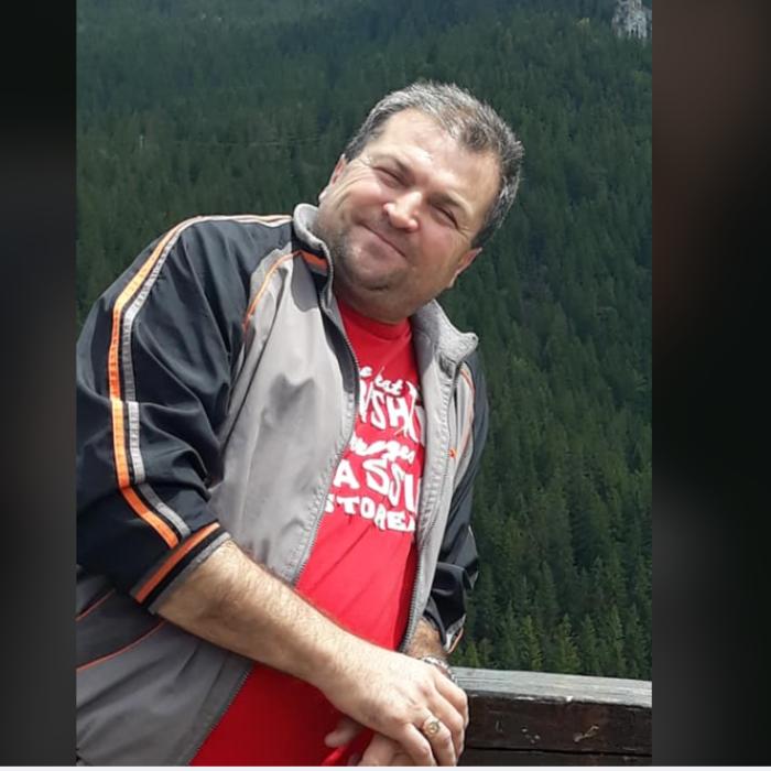 Un jandarm român, zdrobit în misiune, a murit aşteptând 5 zile să fie operat. Fiica: „Mi-au zis că dacă n-a murit, mai rabdă 10 minute”