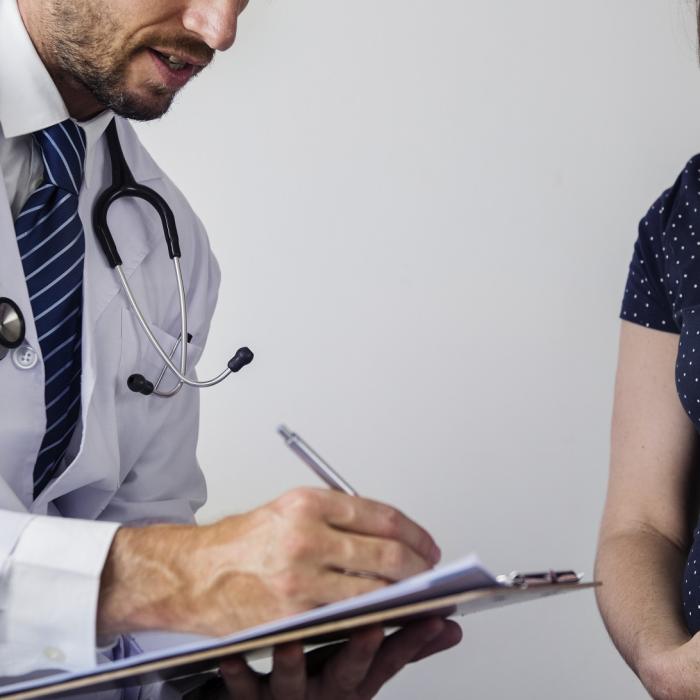 Telemedicina, reglementată în premieră în România. Ministerul Sănătății va decide lista serviciilor medicale ce pot fi oferite la distanţă