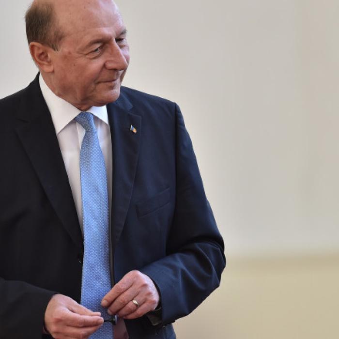 Băsescu: PSD e un partid născut din genocid