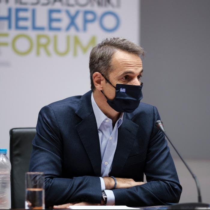 Grecia. Premieru Kyriakos Mitsotakis, la plimbare cu bicicleta în plină pandemie