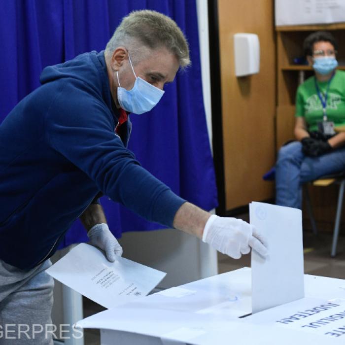 Alegeri parlamentare. Peste 200.000 de români au votat în prima oră de la deschiderea urnelor