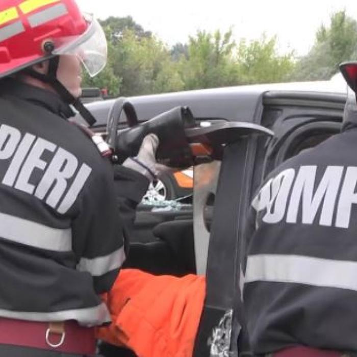 Accident grav în Olt. Patru români, transportați la spital  