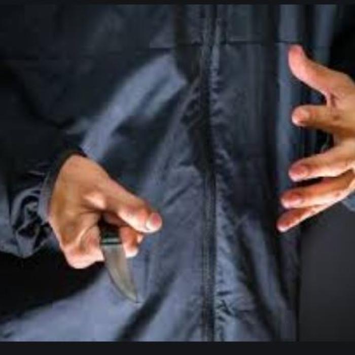 Două bărbați, găsiți morți pe un câmp. Au fost înjunghiați de mai multe ori