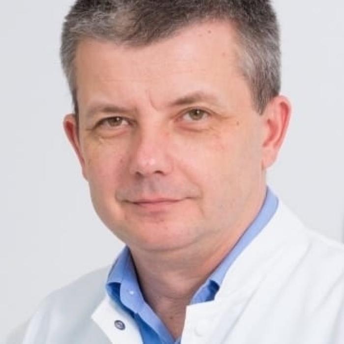  Medic de la Spitalul Militar, mesaj pentru scepticii COVID: „V-ați așezat semidoct, pe marginea pandemiei, spărgând semințe negaționiste” 