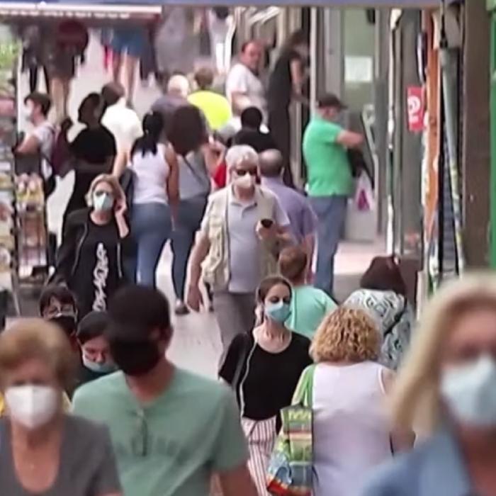 De ce nu se poate renunța la mască, nici după administrarea vaccinului anti-COVID
