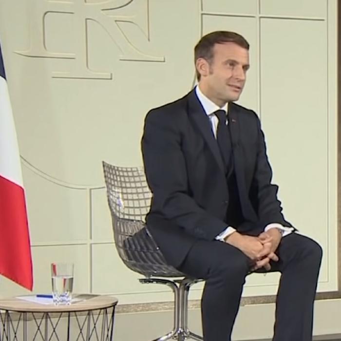 Franţa relaxează gradual restricţiile impuse la finalul lunii octombrie