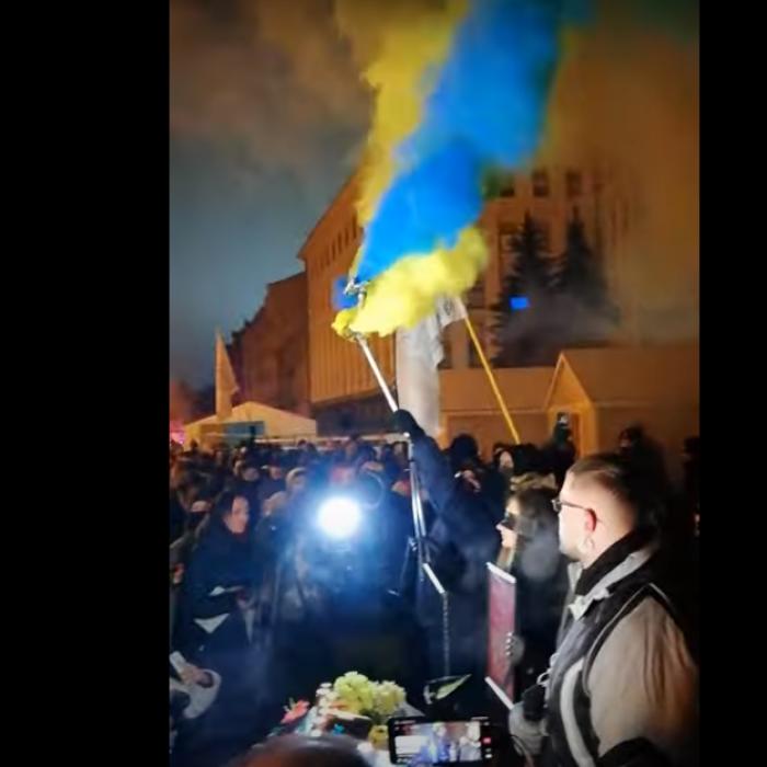 Proteste violente anti-lockdown la Kiev. 40 de poliţişti răniţi - VIDEO