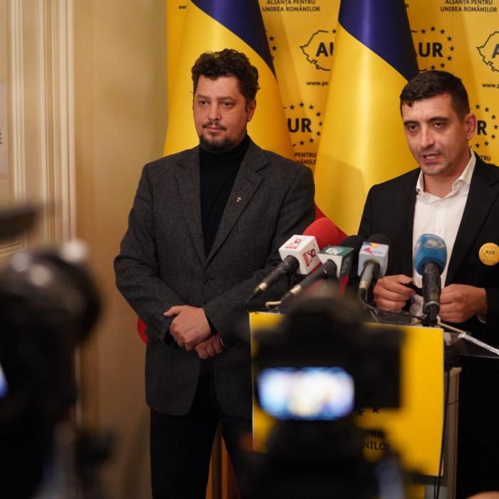 Șoșoacă și Simion, în presa spaniolă: "AUR-Partid ultranaţionalist încurajat de preoţi radicali, apărut de nicăieri. Este a patra forţă politică din România"