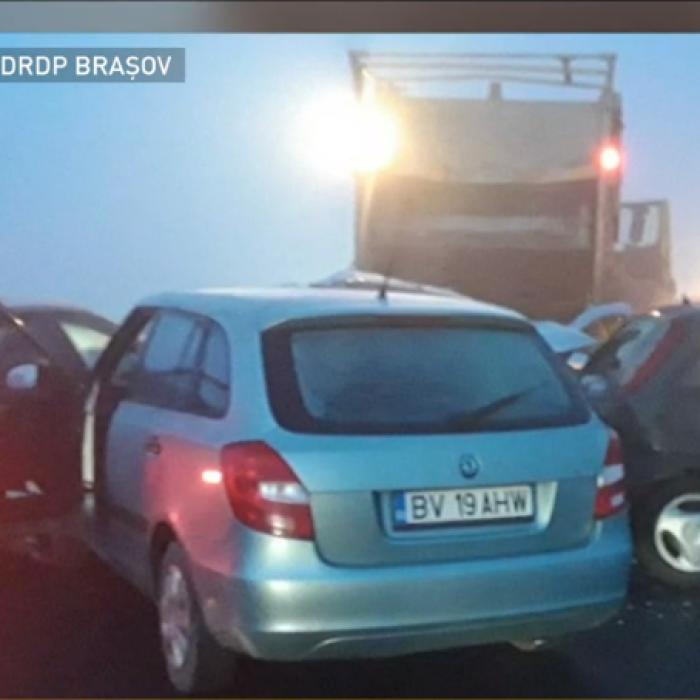 Accidente în lanț, miercuri dimineață, pe centura Brașovului. Peste 20 de mașini implicate 