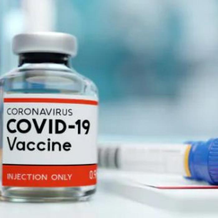 STUDIU. Una din 100.000 de persoane vaccinate anti-Covid a manifestat o reacţie alergică gravă