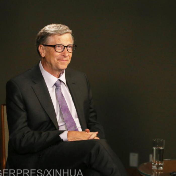 Bill Gates s-a vaccinat anti-Covid