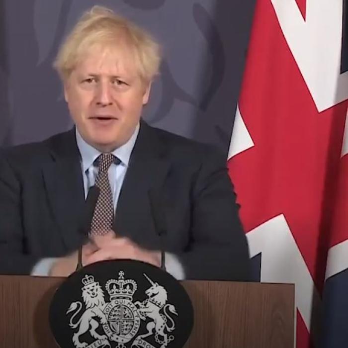 Marea Britanie. Premierul Boris Johnson îşi asumă măsurile luate de guvernul său: "Regret profund fiecare viaţă pierdută"