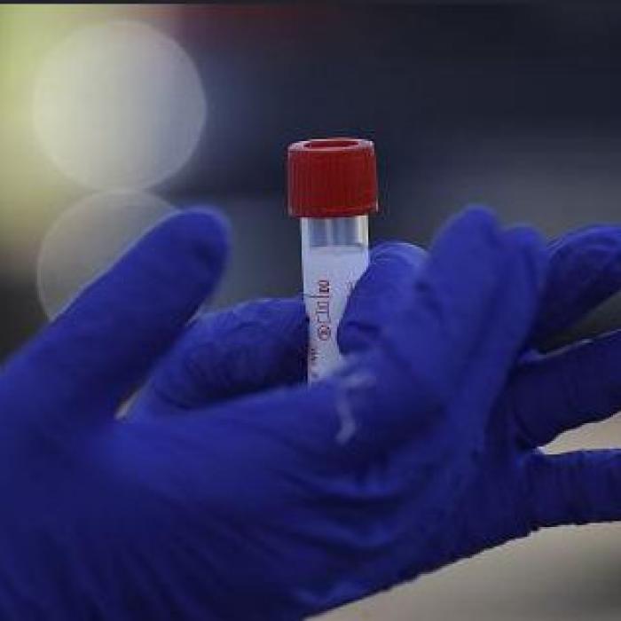 Se înmulţesc cazurile de infectare cu tulpina britanică de coronavirus în România