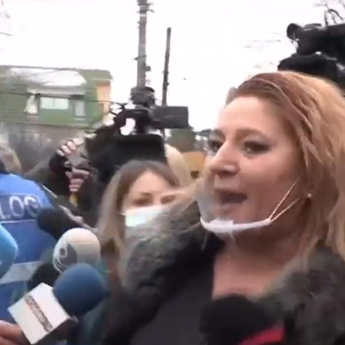 Diana Șoșoacă, scandal la Matei Balș: „Îi invit pe toți parlamentarii aici! Solicit public demisia lui”