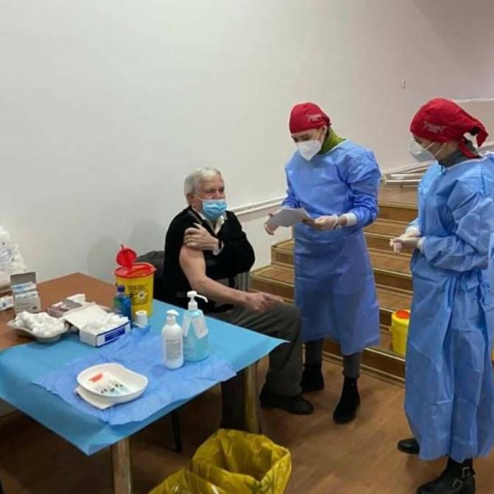 Românii care s-au vaccinat cu prima doza în afara României pot face rapelul în țară 