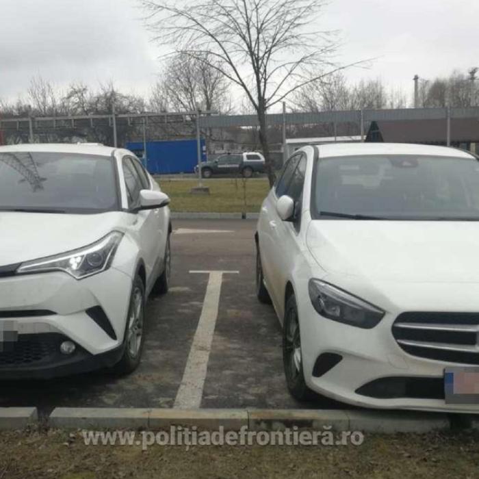 Doi români au rămas fără maşinile de lux când s-au dus cu ele la spălătorie