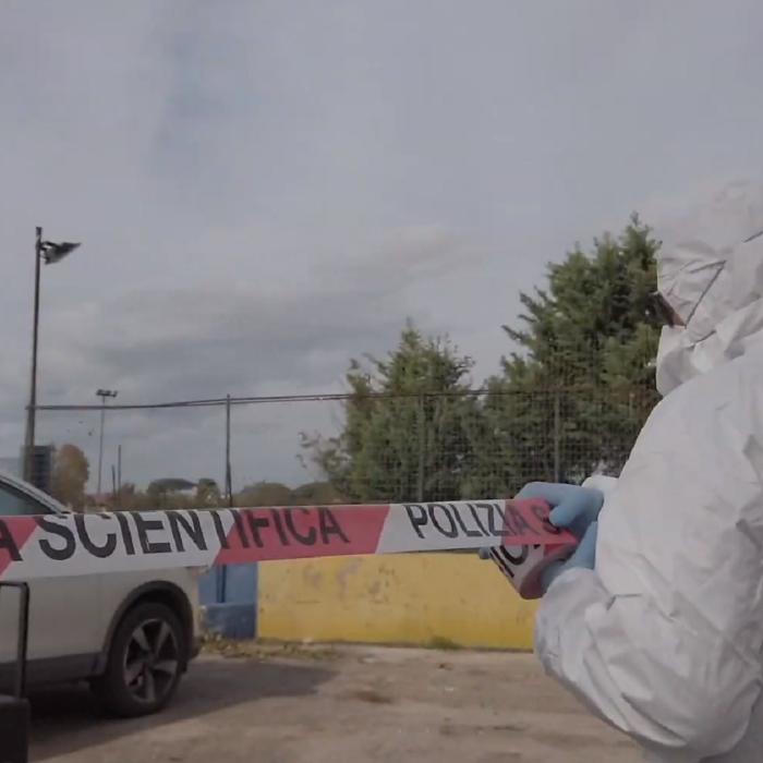 Italia. Cadavrul unui român, găsit pe un câmp: Fără haine, într-o baltă de sânge