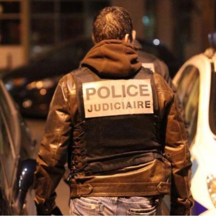 Franța: Trei moldoveni, cercetați că ar fi bătut până la moarte un om fără adăpost