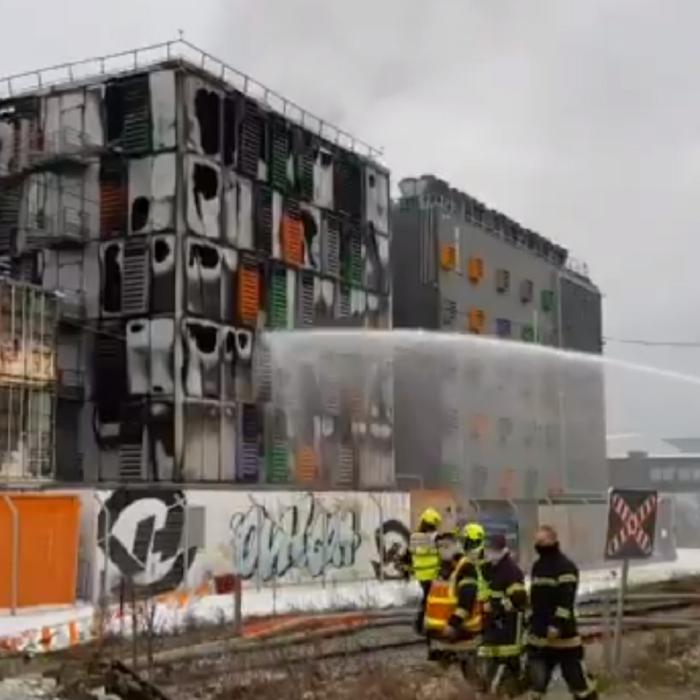 Incendiu masiv în Franţa, la Strasbourg: Milioane de site-uri din întreaga lume au picat (VIDEO)