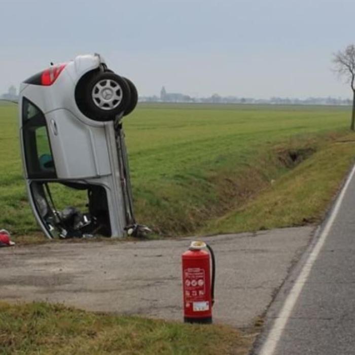 Germania. O șoferiță de 81 de ani, victima unui accident rutier. Polițiștii au rămas uimiți