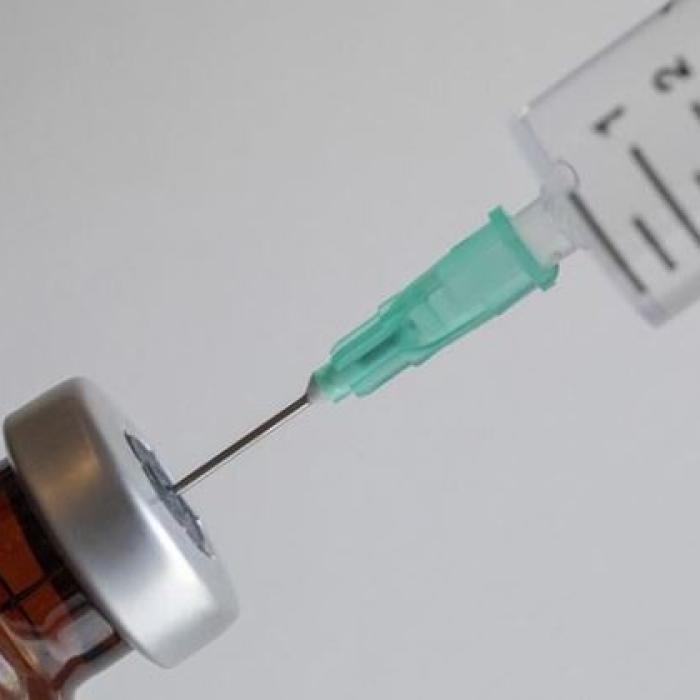 Primar, vaccinat cu Astra-Zeneca din lotul 2856: „Alte mii de români s-au imunizat cu acesta și nu există efecte secundare majore!”