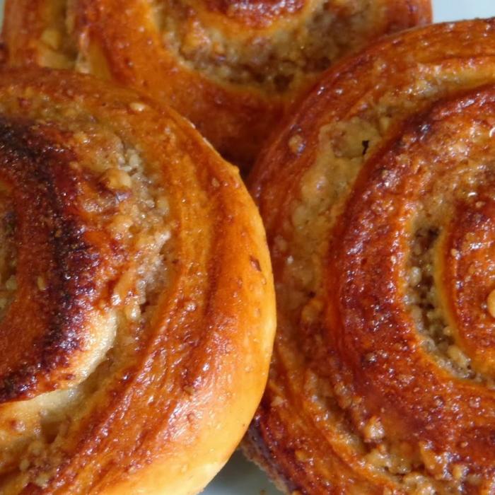 Melcișori cu nucă, de post. Rețeta foarte ușor de făcut, cu rezultat delicios