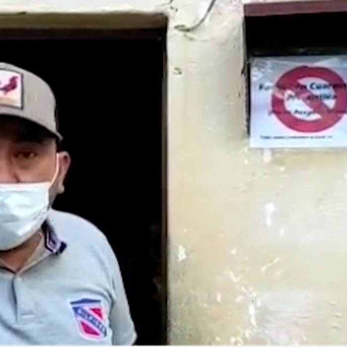 Casele în care locuiesc persoane confirmate cu noul virus, însemnate și monitorizate de primar: „Ne protejăm oamenii“