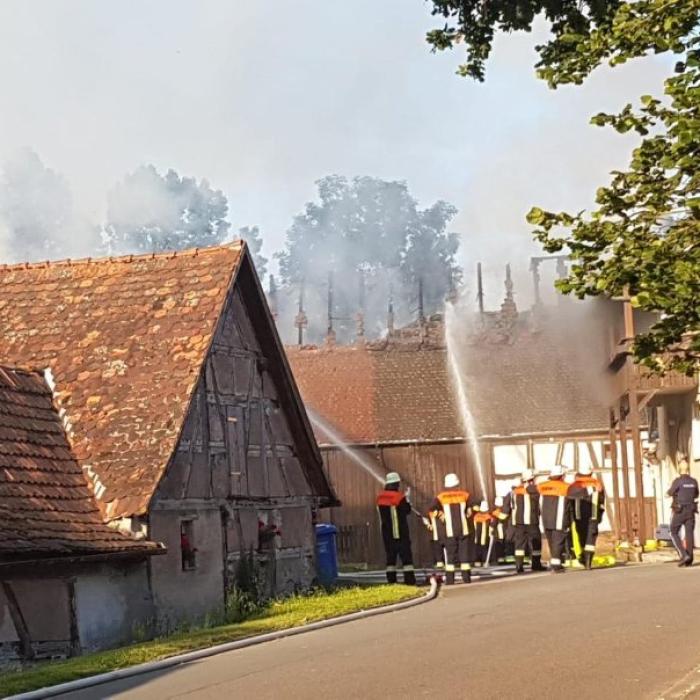 Germania. Român acuzat că a incendiat o casă și un hambar: Trei conaționali și un pompier, răniți