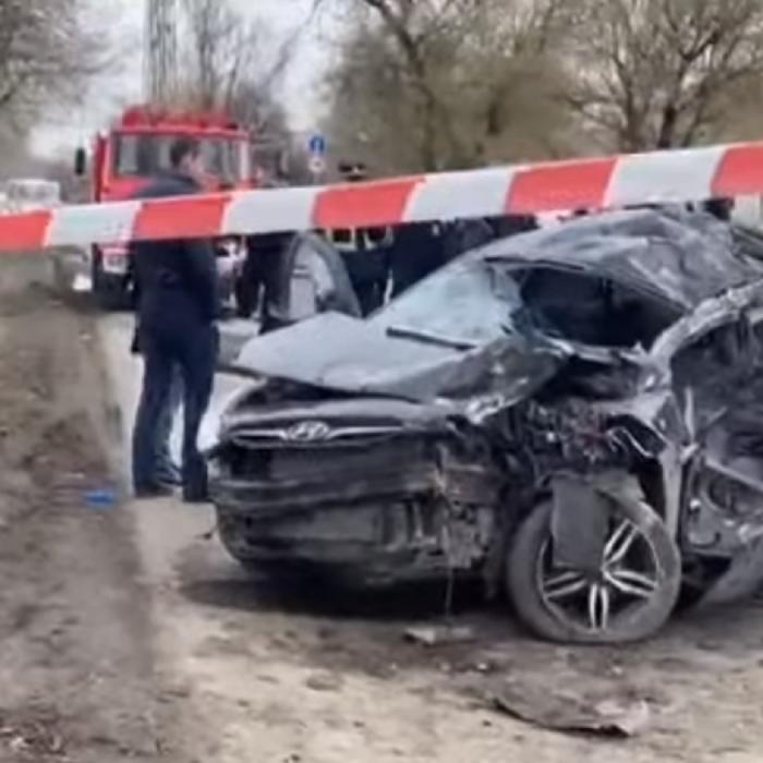 Cinci copii, morți după un accident înfiorător. Șoferul de 14 ani a luat cheile maşinii noaptea, când părinții dormeau (VIDEO)